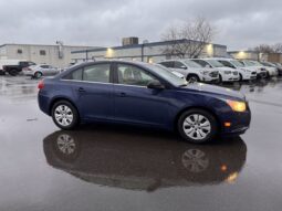 Chevrolet Cruze LS 2012 full