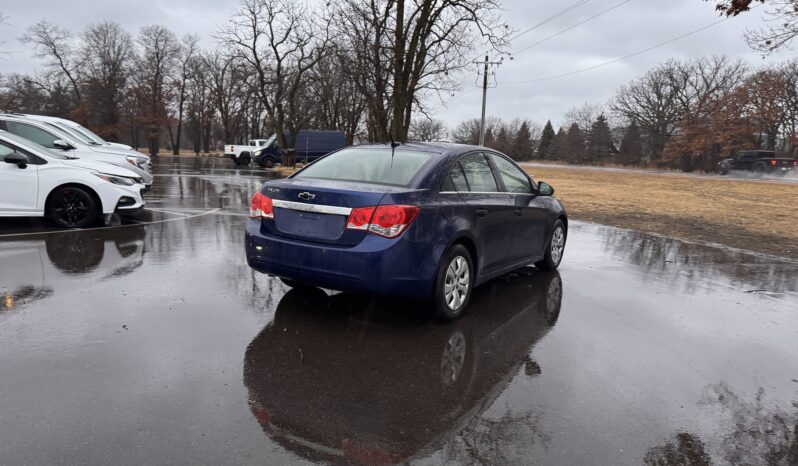 Chevrolet Cruze LS 2012 full